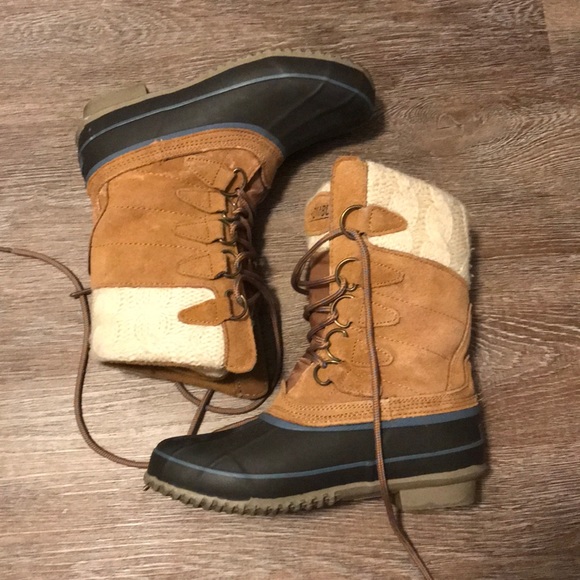 Shoes - Cute winter boots